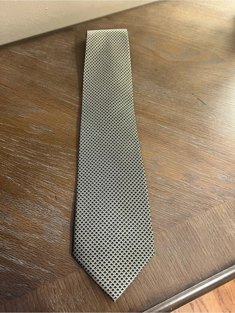 Stonehenge Hand Made 100% Silk Geometric Pattern Tie